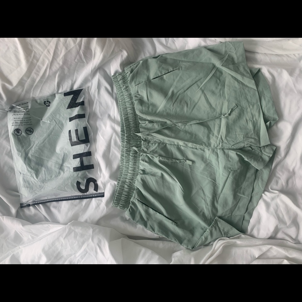 Athletic shorts